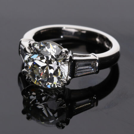 Timanttisormus asiakkaan omalla timantilla