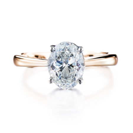 Classic ovaali vihkisormus keltakulta valkokulta