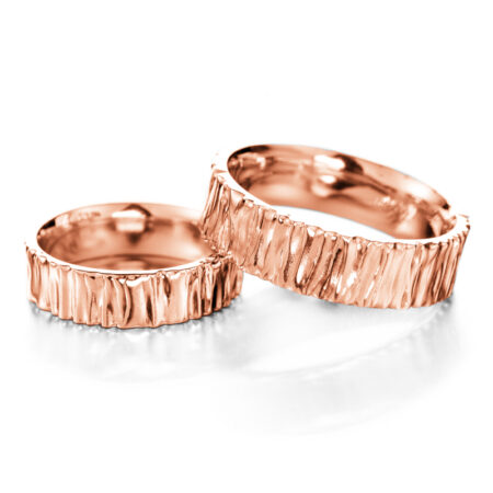 Kaarna kihlasormus punakulta