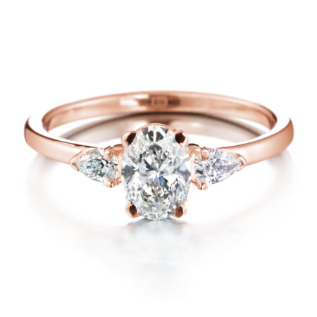 Idea pisarat ja ovaali vihkisormus punakulta