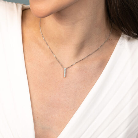 Ikuisuus-riipus valkokulta Yht.0,06ct