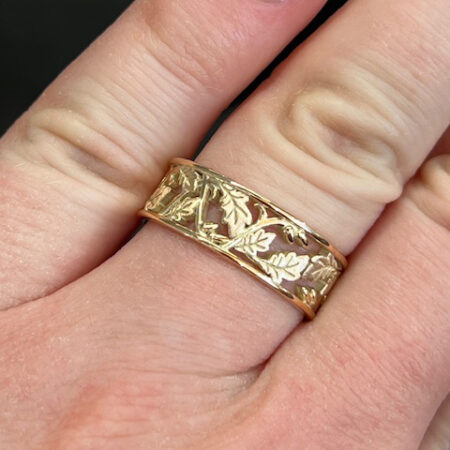 Uniikki filigraani-tyylinen unisex sormus